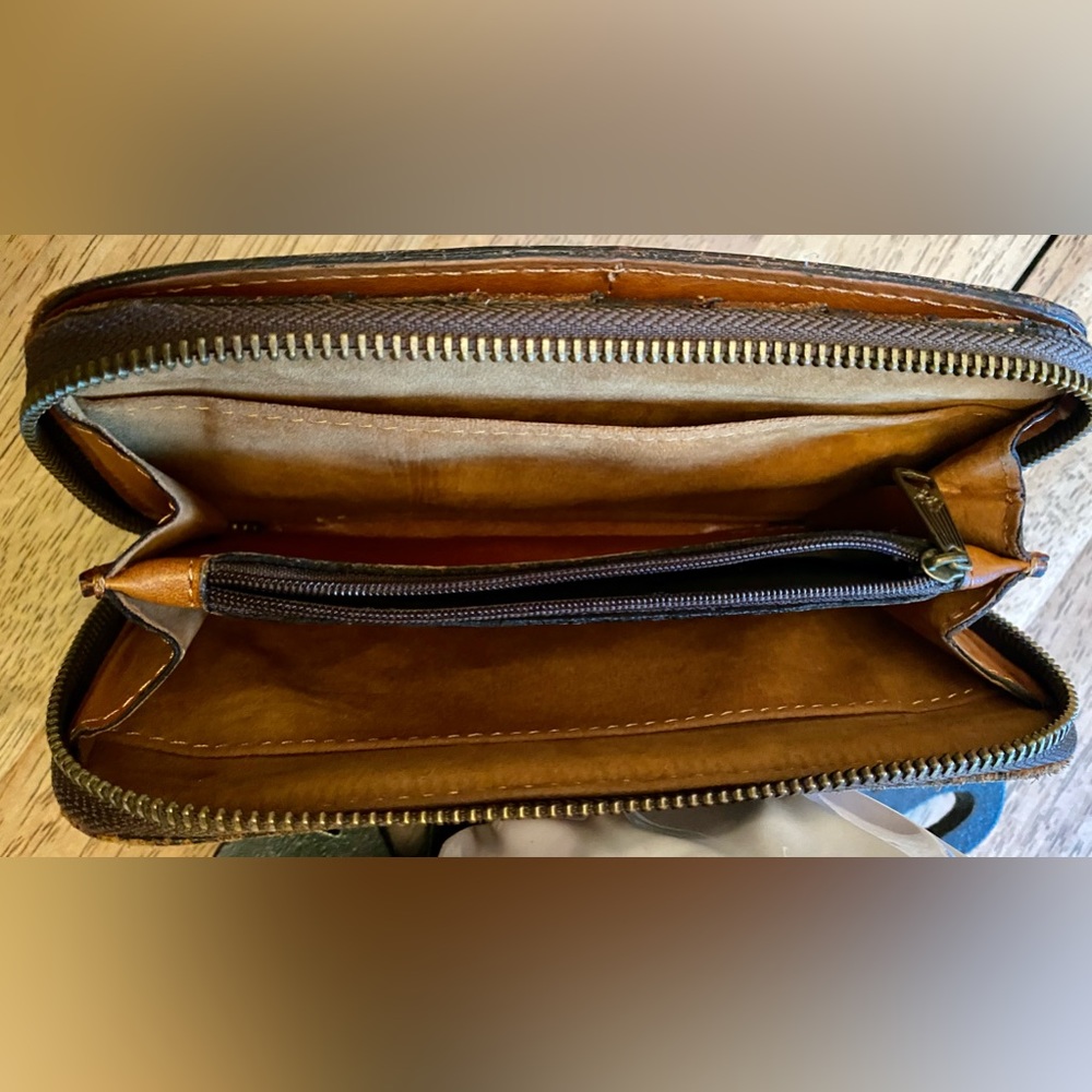 Patricia Nash Tan Embossed Floral Wallet - Picture 8 of 15